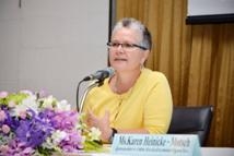 Ms Karen Heinicke-Motsch  ผอ.แผนพัฒนาโครงการระหว่างประเทศซีบีเอ็ม USA