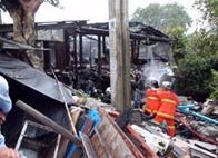 สภาพบ้านรับเลี้ยงเด็กหลังเจ้าหน้าที่ดับเพลิงควบคุมเพิงไหม้