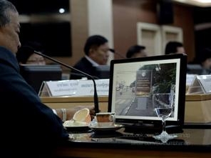 ม.ร.ว.สุขุมพันธุ์ บริพัตร ผู้ว่าราชการกรุงเทพมหานคร