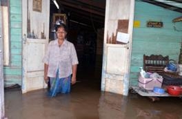 เหตุการณ์น้ำท่วมบ้านเรือนประชาชน