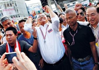 นายสุเทพเทือกสุบรรณแกนนำกลุ่มกปปส