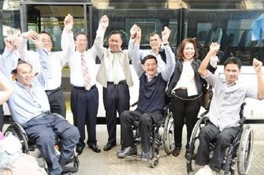 กทม.จับมือ ขสมก. ทดลองรถเพื่อคนพิการ
