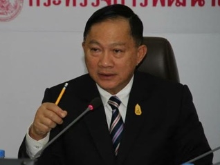 พล.ต.อ.อดุลย์ แสงสิงแก้ว รัฐมนตรีว่าการกระทรวงการพัฒนาสังคมและความมั่นคงของมนุษย์ (พม.)