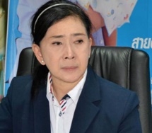 นางปวีณา หงสกุล ประธานมูลนิธิปวีณาหงสกุลเพื่อเด็กและสตรี