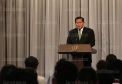 พล.อ.ธนะศักดิ์ ปฏิมาประกร รองนายกรัฐมนตรี เป็นประธานต้อนรับ และให้โอวาทแก่คณะนักกีฬาผู้พิการทางสติปัญญา เนื่องในโอกาสที่ประสบความสำเร็จจากการแข่งขัน 2015 Special Olympics World Summer Games