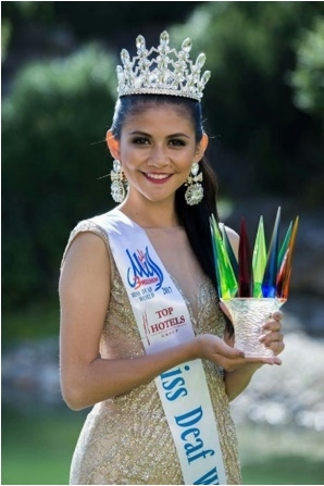 น้องน้ำหวาน -ชุติมา เนตรสุริวงศ์ Miss Deaf World คนแรกของประเทศไทย