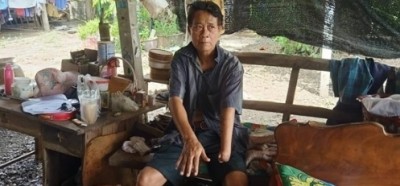 ชายพิการสุดช้ำถูกสาวใหญ่หลอกให้รักและโอนที่ดินให้ สุดท้ายโดนทำร้ายไล่ให้ออกจากบ้าน