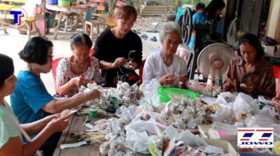 ล๊อตตารี่ไม่ถูกรางวัลกว่า2ล้านใบ มูลค่าเกือบ200ล้านบาท ทะลักให้ผู้พิการ หูตึง ขาอ่อนแรง สายตาพร่ามัว ผลิตดอกไม้จันทน์