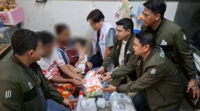 รุดช่วยแม่ค้าชาวปทุมธานี ติดหนี้นอกระบบกว่า 10 เจ้า หาเลี้ยงลูกพิการ-สามีป่วยจิตเวช