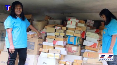 ล๊อตตารี่ไม่ถูกรางวัลกว่า2ล้านใบ มูลค่าเกือบ200ล้านบาท ทะลักให้ผู้พิการ หูตึง ขาอ่อนแรง สายตาพร่ามัว ผลิตดอกไม้จันทน์