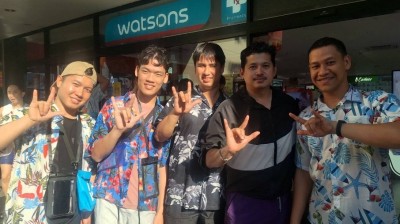 รองฯ Mister LGBT ชูสงกรานต์สีลมเต็ม 10! ปลื้มจัดระเบียบดี ไร้เหตุวิวาท-คนพิการเที่ยวสนุกปลอดภัย