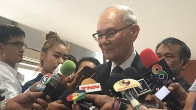 ประธาน กรธ.ยันใช้มาตรฐานเดียวกันทุกองค์กร หาก กกต.สงสัย ส่งศาลรธน.ตีความได้