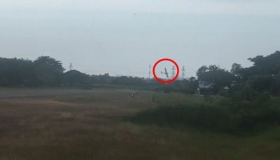 ครื่องบินเล็กกลุ่มนักบินพิการต่างชาติบินรอบโลก เกี่ยวสายไฟตกใกล้สนามบินบางพระ นักบินวัย 60 ปีเสียชีวิต