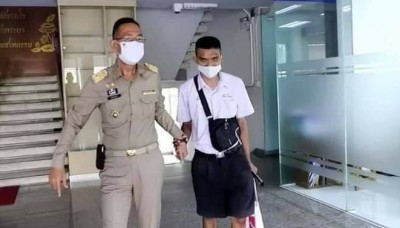น้อง ม.6 ตาบอด นั่งรถคนเดียว สัมภาษณ์ผู้ว่าฯ ปทุม - ผู้ว่าฯ สั่งรถส่วนตัวไปส่งถึงบ้าน