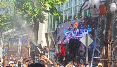 รองฯ Mister LGBT ชูสงกรานต์สีลมเต็ม 10! ปลื้มจัดระเบียบดี ไร้เหตุวิวาท-คนพิการเที่ยวสนุกปลอดภัย