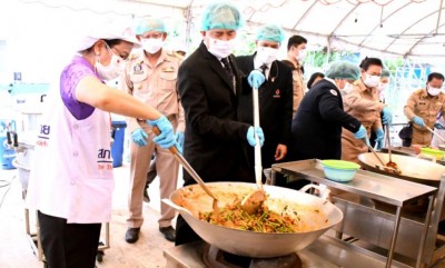 เปิด “ครัวพระราชทาน อุปนายิกาผู้อำนวยการสภากาชาดไทย” ช่วยชาวประจวบฯ ฝ่าวิกฤตโควิด