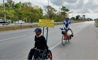 ลุงพิการปั่นวีลแชร์จากตราด-ลพบุรีช่วยวัดพระบาทน้ำพุ