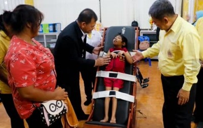 ศอ.บต. เดินหน้ายกระดับคุณภาพชีวิตเด็กพิการในพื้นที่ จชต. ให้ได้รับการดูแลและฟื้นฟูอย่างเหมาะสม