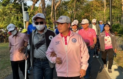 “วราวุธ” พร้อมหนุนคนพิการทุกแขนง ชมมีศักยภาพแข่งขันกีฬาระดับโลก