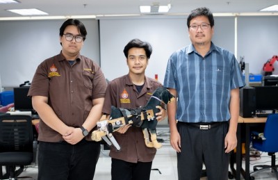 มทร.พระนคร เติมเต็มชีวิตสัตว์พิการ พัฒนาระบบควบคุมวีลแชร์สุนัขแบบอัตโนมัติ