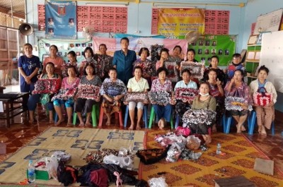 สำนักงานพัฒนาฝีมือแรงงานพะเยา ลุยฝึกอาชีพคนพิการทำพรมเช็ดเท้า