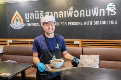 “ยิ้มสู้คาเฟ่” คาเฟ่เล็ก ๆ แด่ผู้พิการ แรงบันดาลใจยิ่งใหญ่สำหรับทุกคน