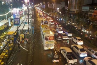 'ไทยตอนบน'ยังมีฟ้าคะนอง 'ใต้'ฝนเพิ่มขึ้น-กทม.ตก60%