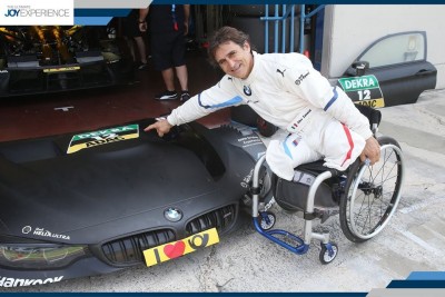 ส่องรถแข่ง BMW M4 DTM คันพิเศษและคันเดียวในโลกของ Alex Zanardi