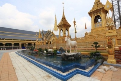 พระเมรุมาศบริเวณท้องสนามหลวง