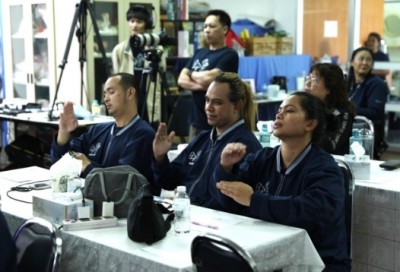 ‘นักสื่อสารบัตรทอง’ คนพิการทางการได้ยิน ช่วยเข้าถึงสิทธิสุขภาพ ‘เท่าเทียม’