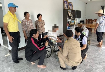 “วราวุธ” กำชับ ทีม พม.เชียงราย ลุย เยี่ยมบ้าน กลุ่มเปราะบาง คนพิการ ผู้ป่วยติดเตียง หลังน้ำหลาก