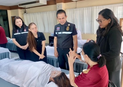 “ประธานสภาสังคมสงเคราะห์ฯ” เยี่ยมชมการฝึกอาชีพนวดแผนไทย สร้างรายได้อย่างยั่งยืนให้คนพิการ