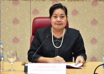 พม.ช่วยหญิงกตัญญูเลี้ยงดูพ่อแม่พิการลูก3อาศัยที่วัด