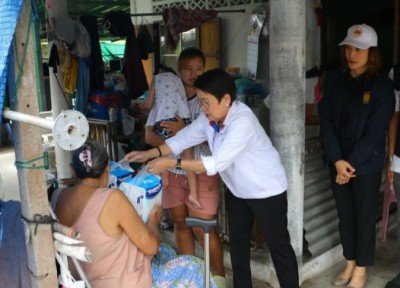 มูลนิธิหัวใจบริสุทธิ์ ลงพื้นที่มอบกายอุปกรณ์แก่กลุ่มเปราะบางจังหวัดสมุทรสงคราม ถวายเป็นพระราชกุศลพระพันปีหลวง