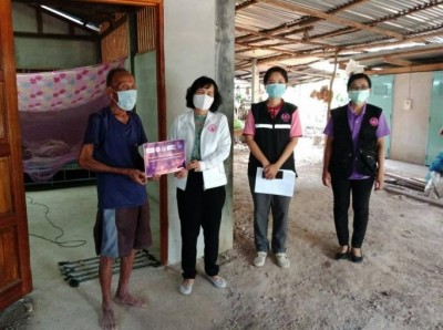 พมจ.ยโสธร ลงพื้นที่ติดตามการซ่อมแซมบ้าน คนพิการ ผู้ด้อยโอกาสตามโครงการ ร้อยใจ รวมไทย สู่ใจสาน