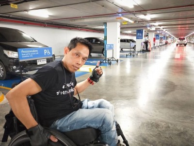 ทำไมคนมือดี-เท้าดี ถึงแย่งที่จอดรถคนพิการ ? อ่านคำตอบจากนักสู้เพื่อคนพิการ