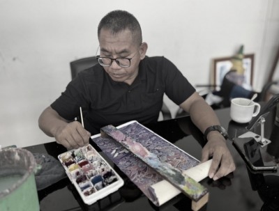 ‘ครูผู้พิการ’ หัวใจศิลป์ ซาบซึ้งพระมหากรุณาธิคุณ ‘สมเด็จพระพันปีหลวง’ สร้างอาชีพให้ชีวิต