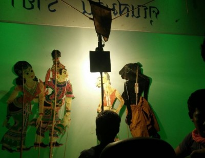 ชื่นชม “น้องเดียว” ผู้พิการสายตา โชว์ลีลาเชิดหนังตะลุง