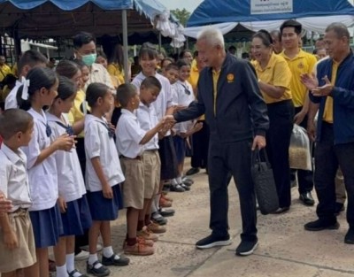 7 หลัง 7 ครอบครัว ได้เริ่มต้นใหม่ “โสภณ” ส่งมอบบ้านผู้พิการ–ผู้ยากไร้ 3 อำเภอบุรีรัมย์