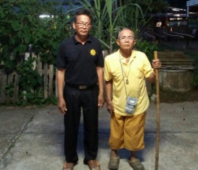 ขาพิการไม่เป็นอุปสรรค! ลุง 67 หัวใจนักบุญ เดินกะเผลกตี 4 ทำดี 6 ปีให้หมู่บ้าน