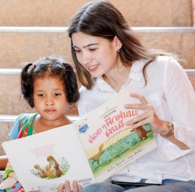 เซเลบรุ่นใหม่หนุ่มสาวลาเบลเอลาโบ ส่งมอบความสุขให้ผู้พิการสายตา