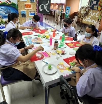 “สุขศิลป์แบบองค์รวม” ศิลปะจากผู้พิการสู่ 2 โรงพยาบาลเมืองเชียงใหม่